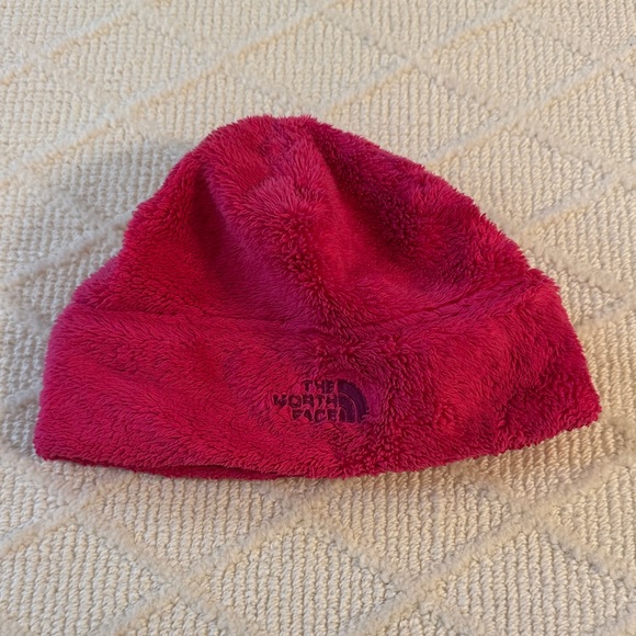 The North Face Vibrant magenta kids Fleece Hat - Picture 1 of 1